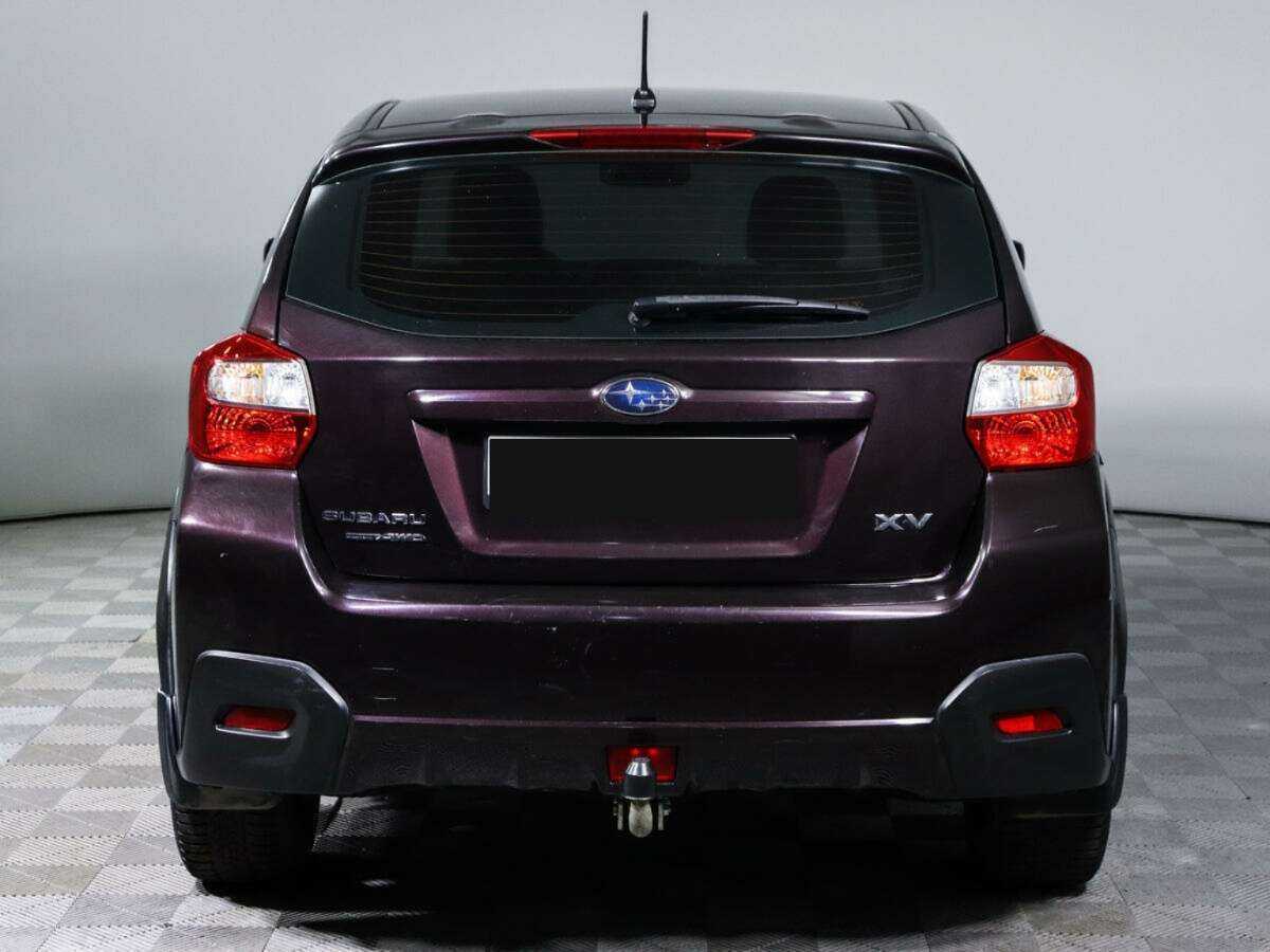 Subaru XV с пробегом — 2012 год. Фото: #4