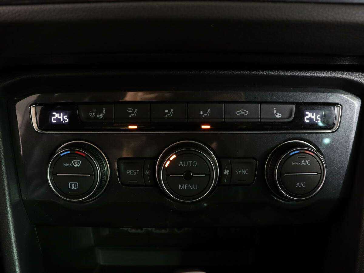 Volkswagen Tiguan с пробегом — 2018 год. Фото: #17