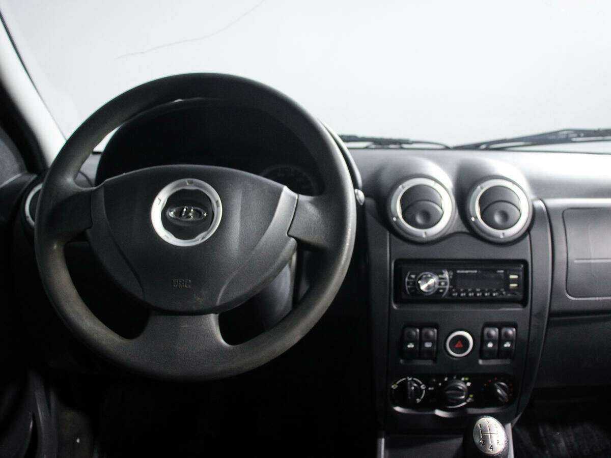 Lada (ВАЗ) Largus с пробегом — 2017 год. Фото: #11