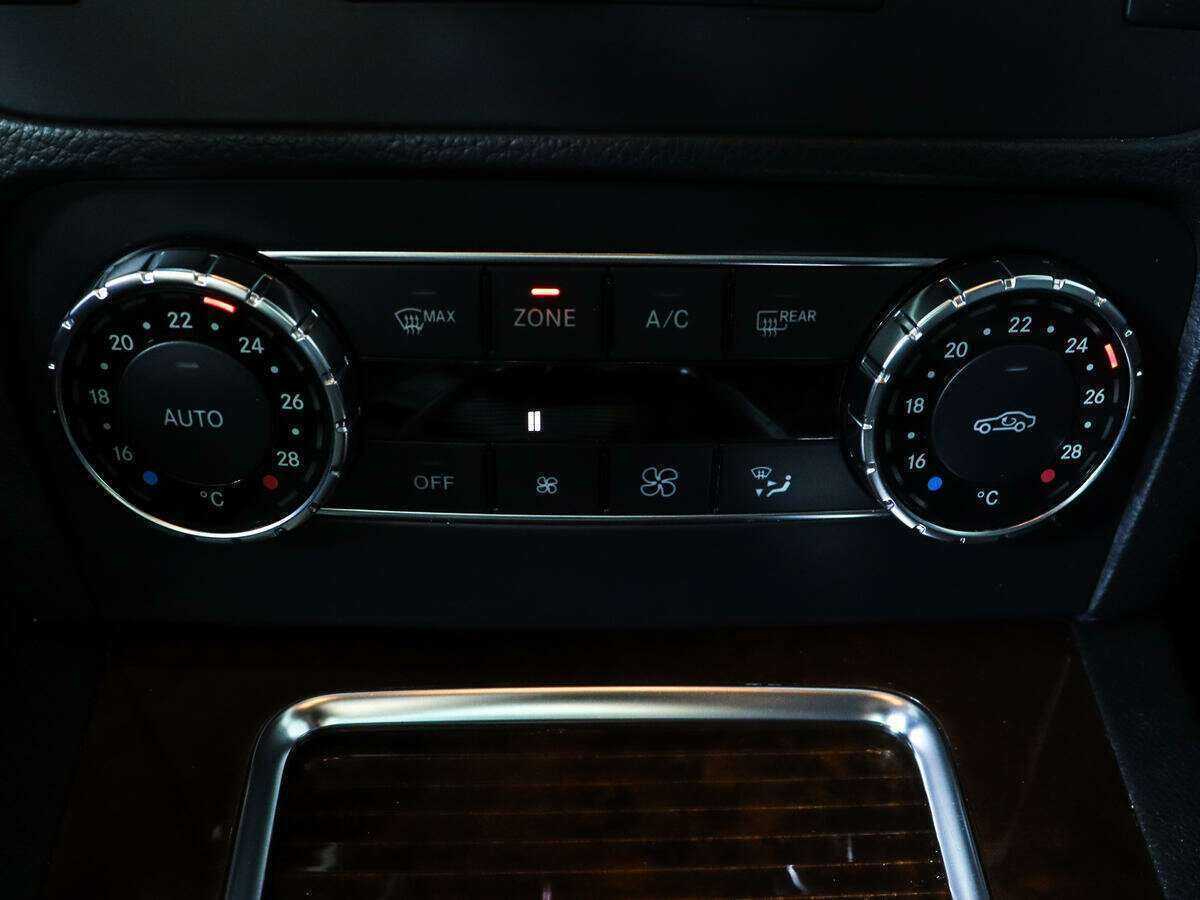 Mercedes-Benz GLK-Класс с пробегом — 2012 год. Фото: #14