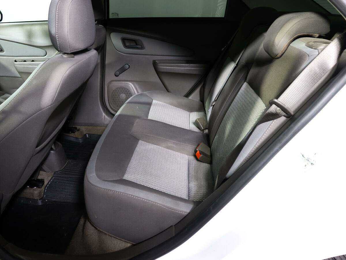 Chevrolet Cobalt с пробегом — 2020 год. Фото: #8