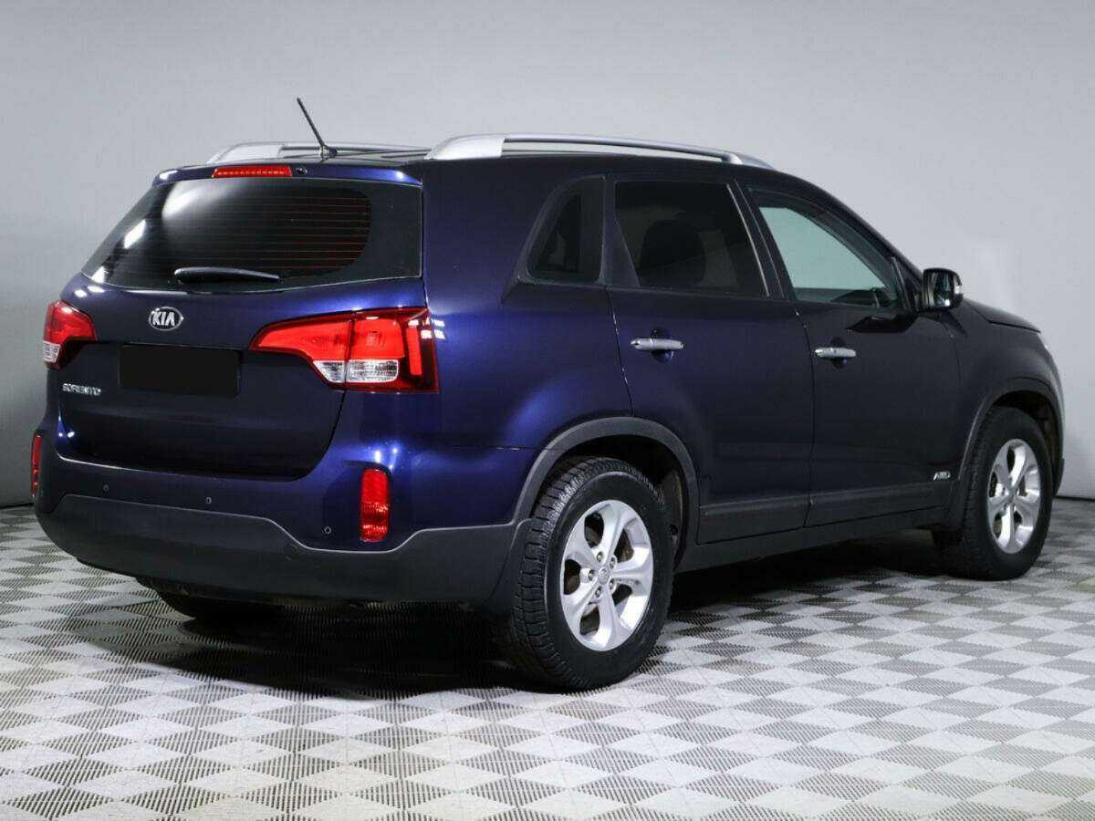 Kia Sorento с пробегом — 2015 год. Фото: #3