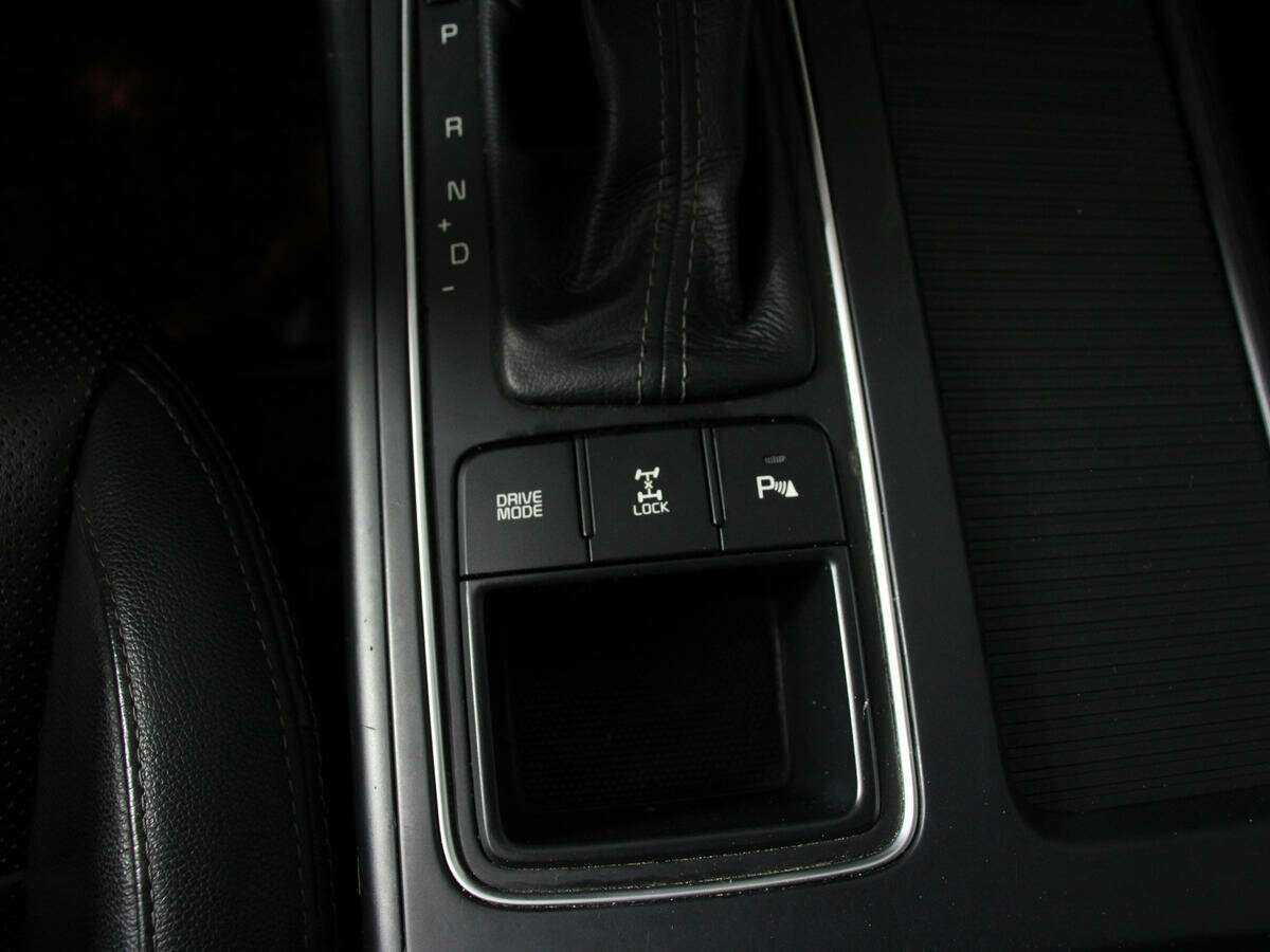 Kia Sorento с пробегом — 2017 год. Фото: #22