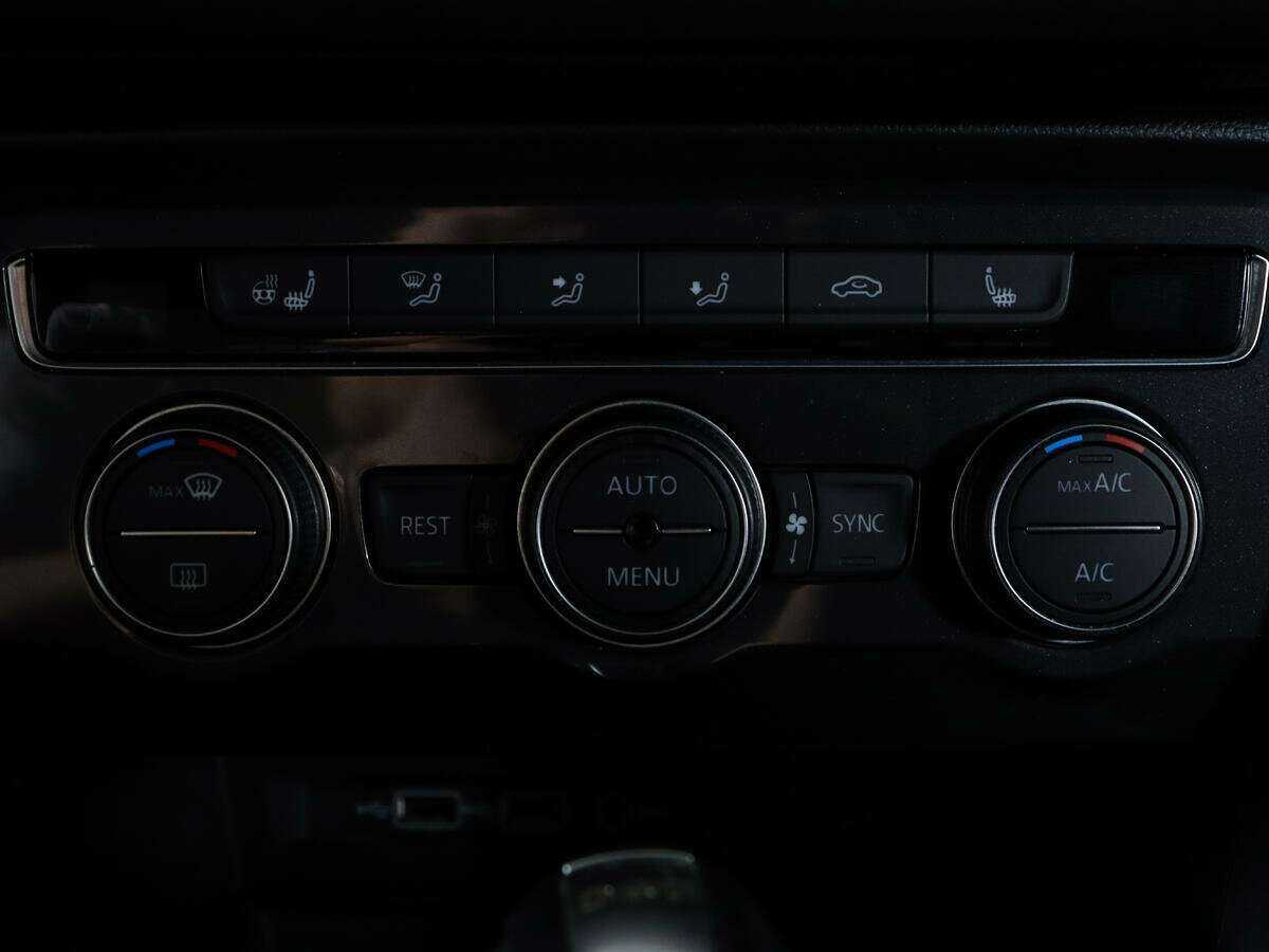 Volkswagen Tiguan с пробегом — 2018 год. Фото: #16