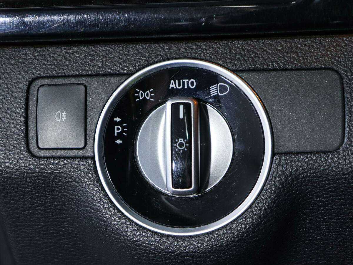 Mercedes-Benz E-Класс с пробегом — 2012 год. Фото: #15