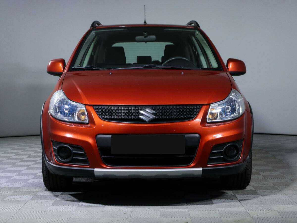 Suzuki SX4 с пробегом — 2013 год. Фото: #1