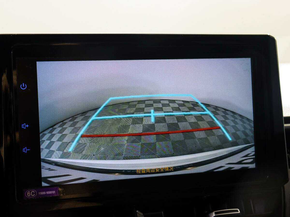 Toyota Corolla с пробегом — 2022 год. Фото: #14