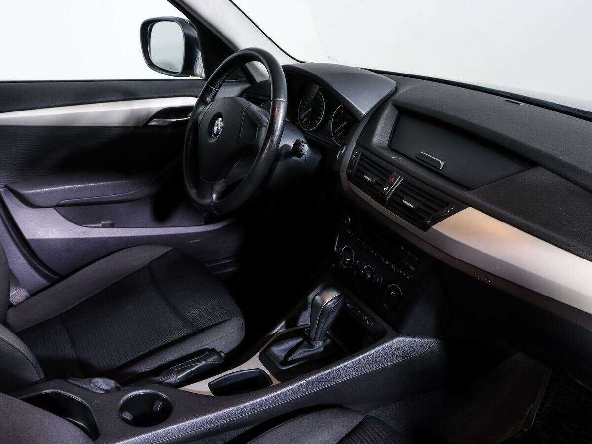 BMW X1 с пробегом — 2012 год. Фото: #6