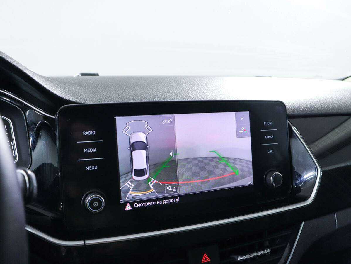 Volkswagen Polo с пробегом — 2020 год. Фото: #14