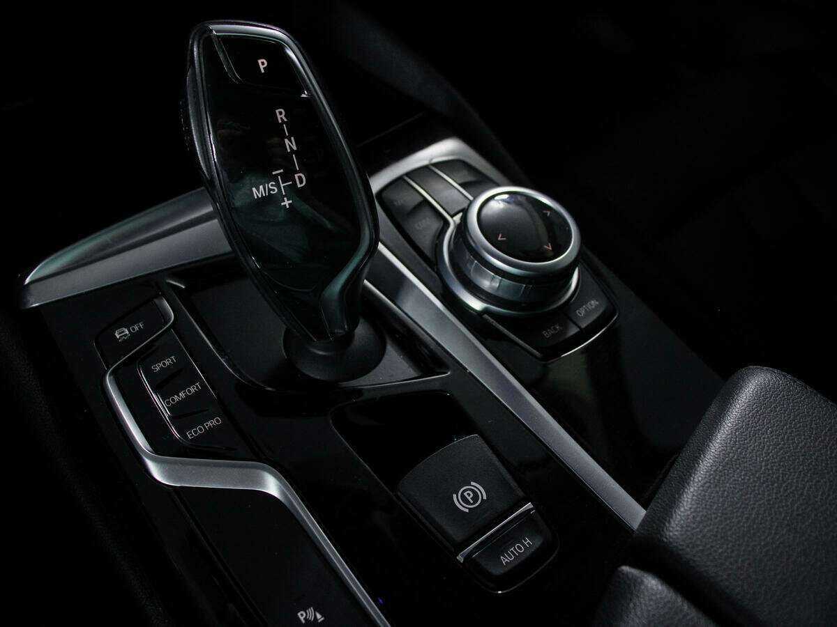 BMW 5 серии с пробегом — 2017 год. Фото: #17