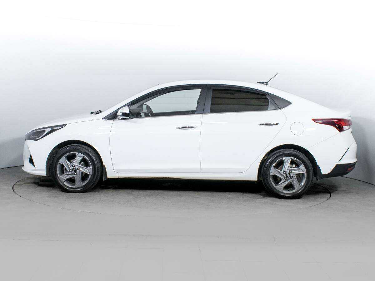 Hyundai Solaris с пробегом — 2020 год. Фото: #7