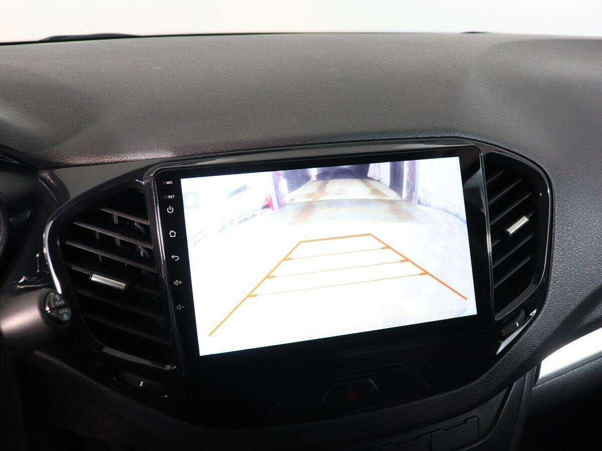 Lada (ВАЗ) Vesta с пробегом — 2021 год. Фото: #16