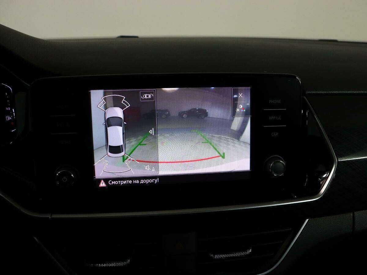 Volkswagen Polo с пробегом — 2020 год. Фото: #20