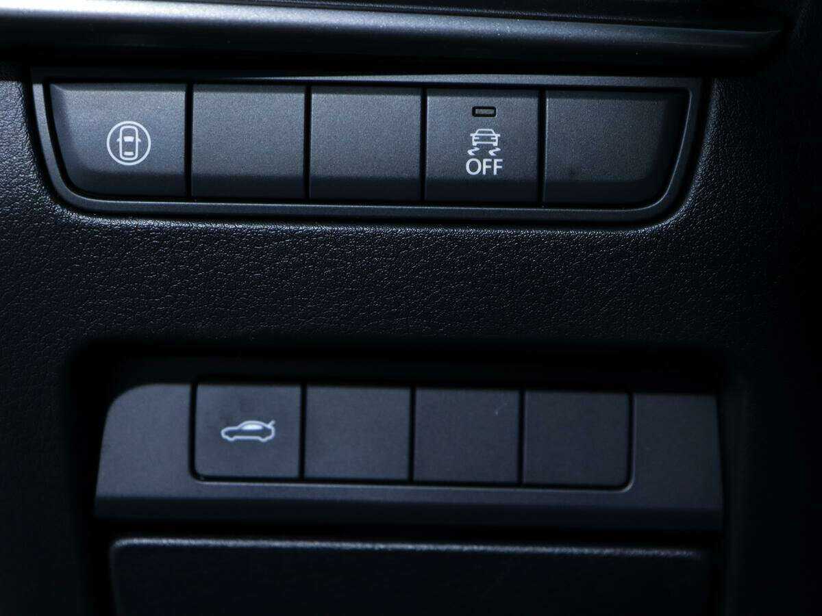 Mazda 3 с пробегом — 2020 год. Фото: #14