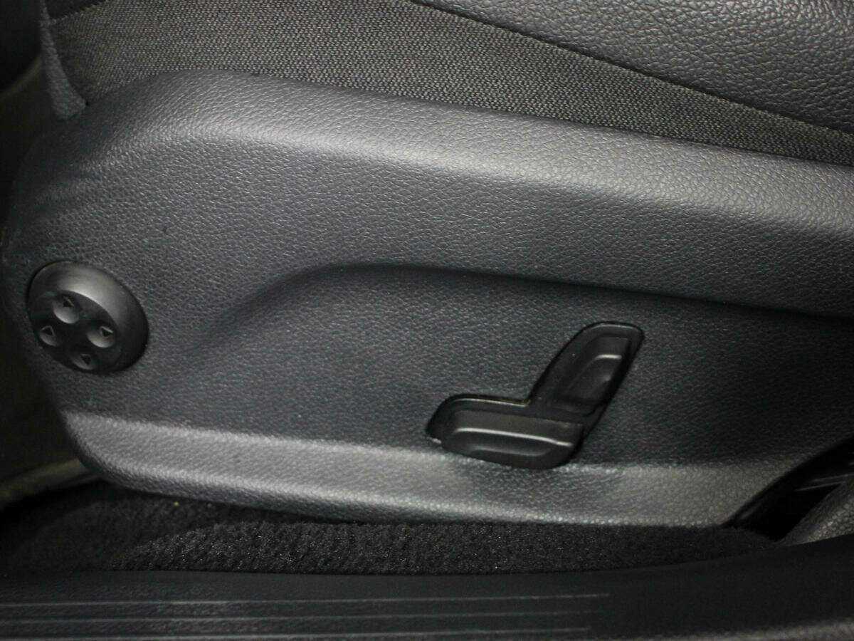 Mercedes-Benz E-Класс с пробегом — 2020 год. Фото: #17