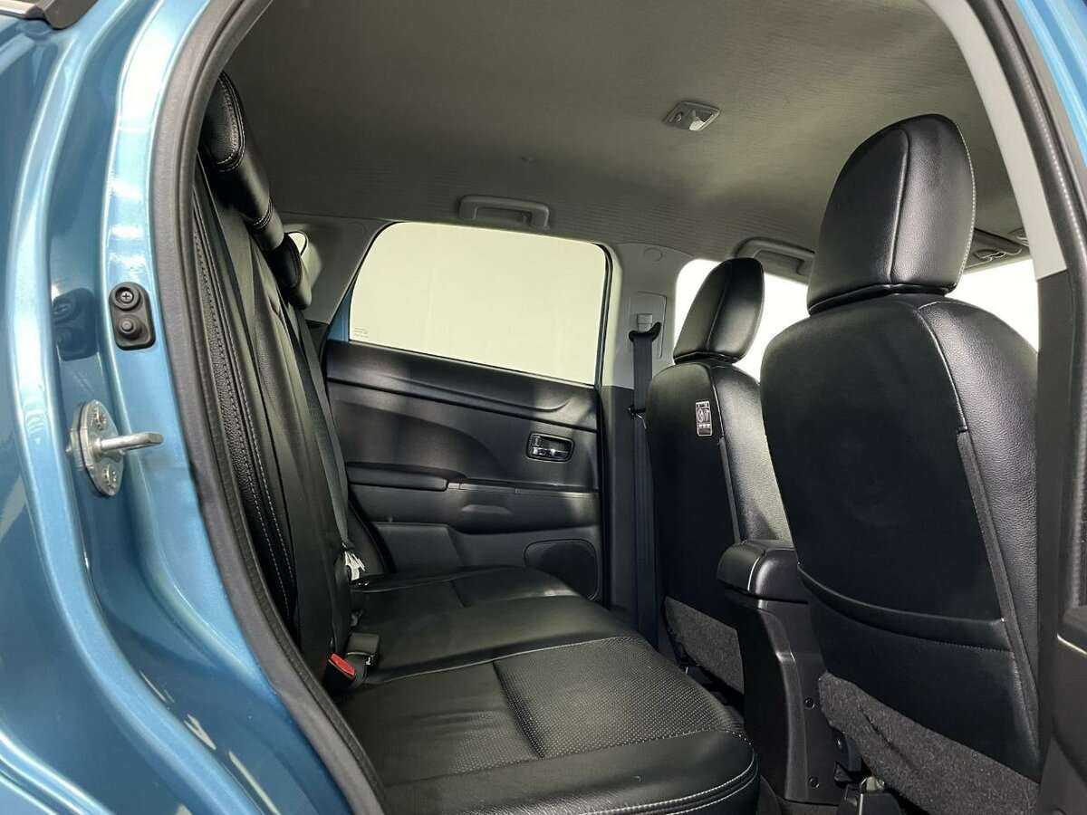 Mitsubishi ASX с пробегом — 2012 год. Фото: #16