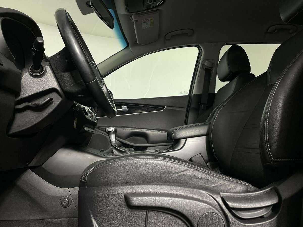 Kia Sorento с пробегом — 2019 год. Фото: #9