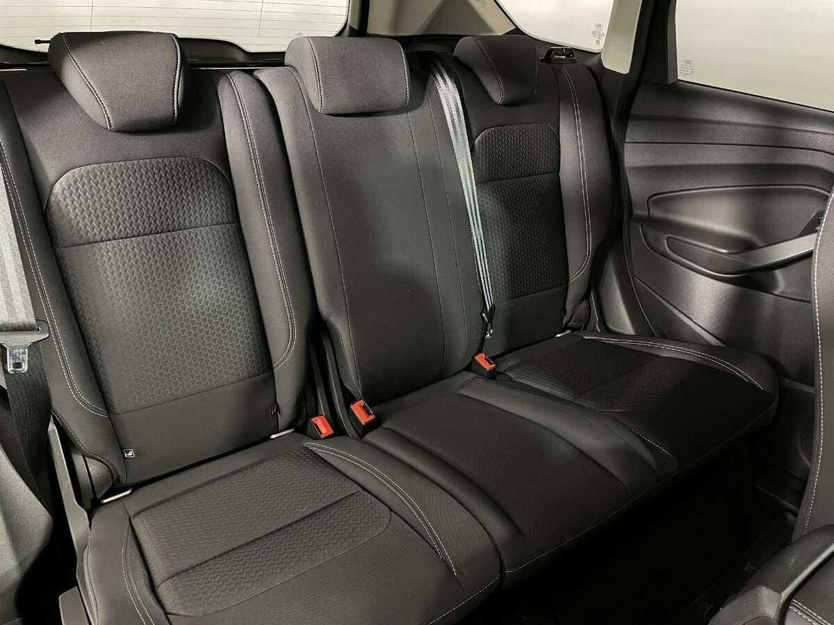 Ford Kuga с пробегом — 2017 год. Фото: #14