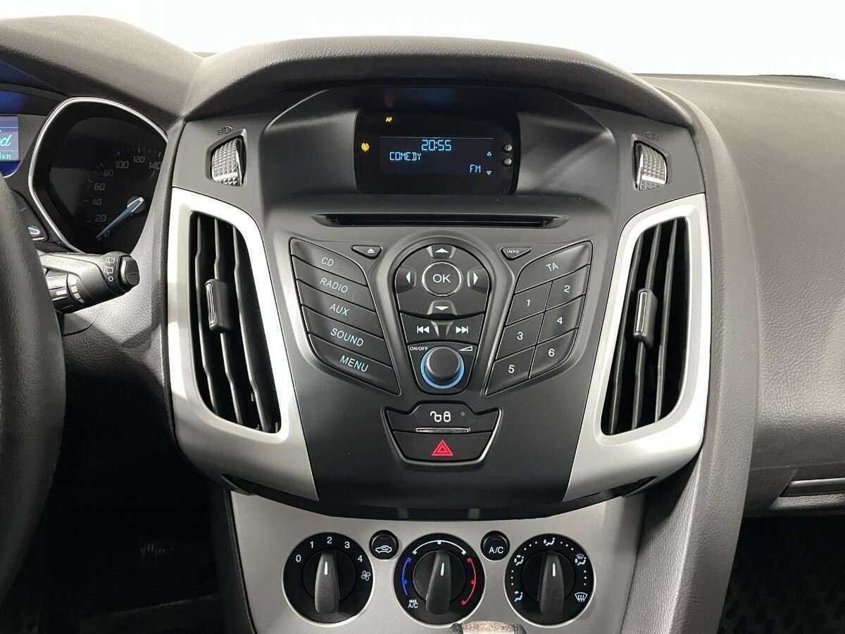 Ford Focus с пробегом — 2012 год. Фото: #10