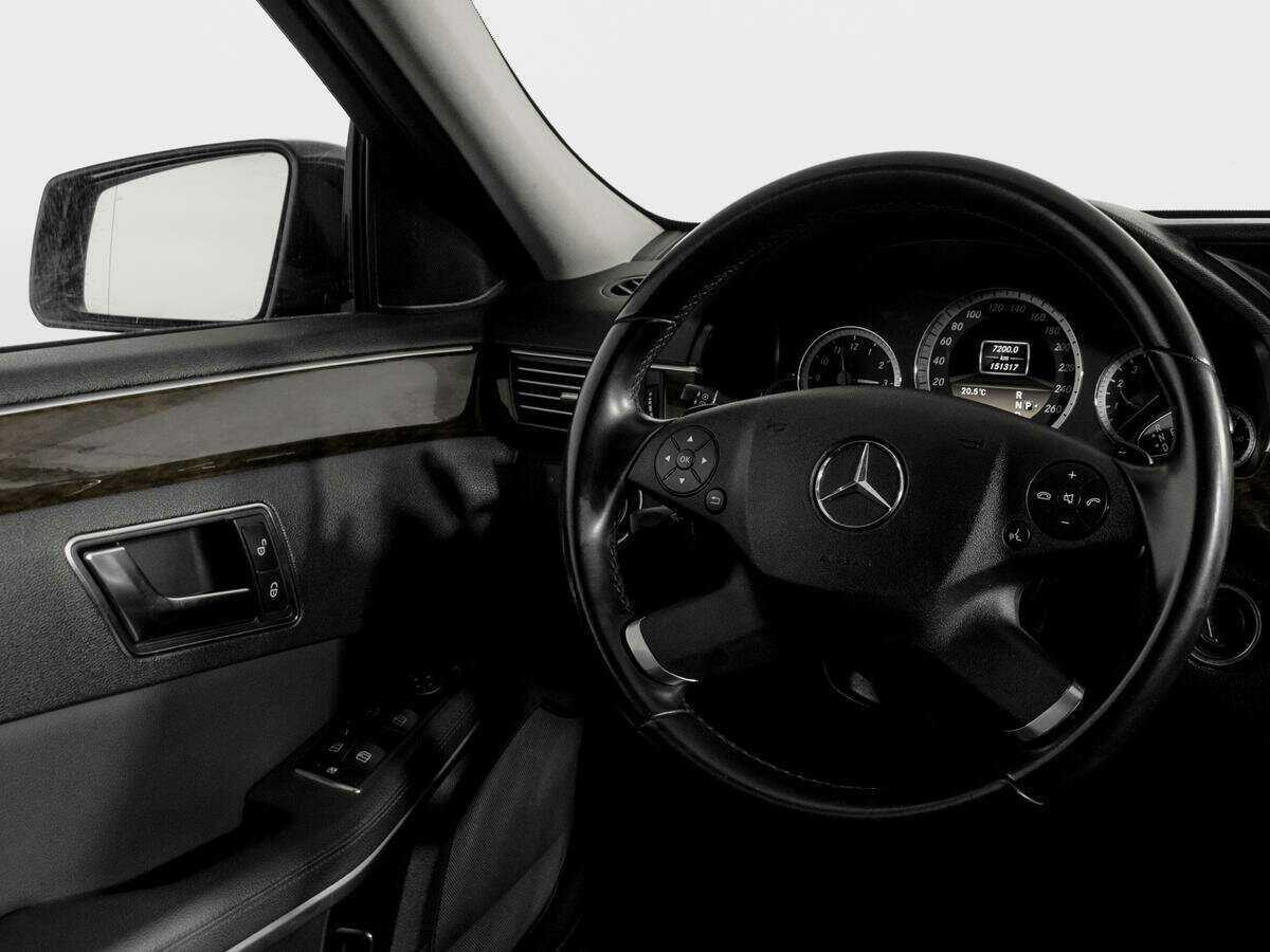 Mercedes-Benz E-Класс с пробегом — 2012 год. Фото: #13