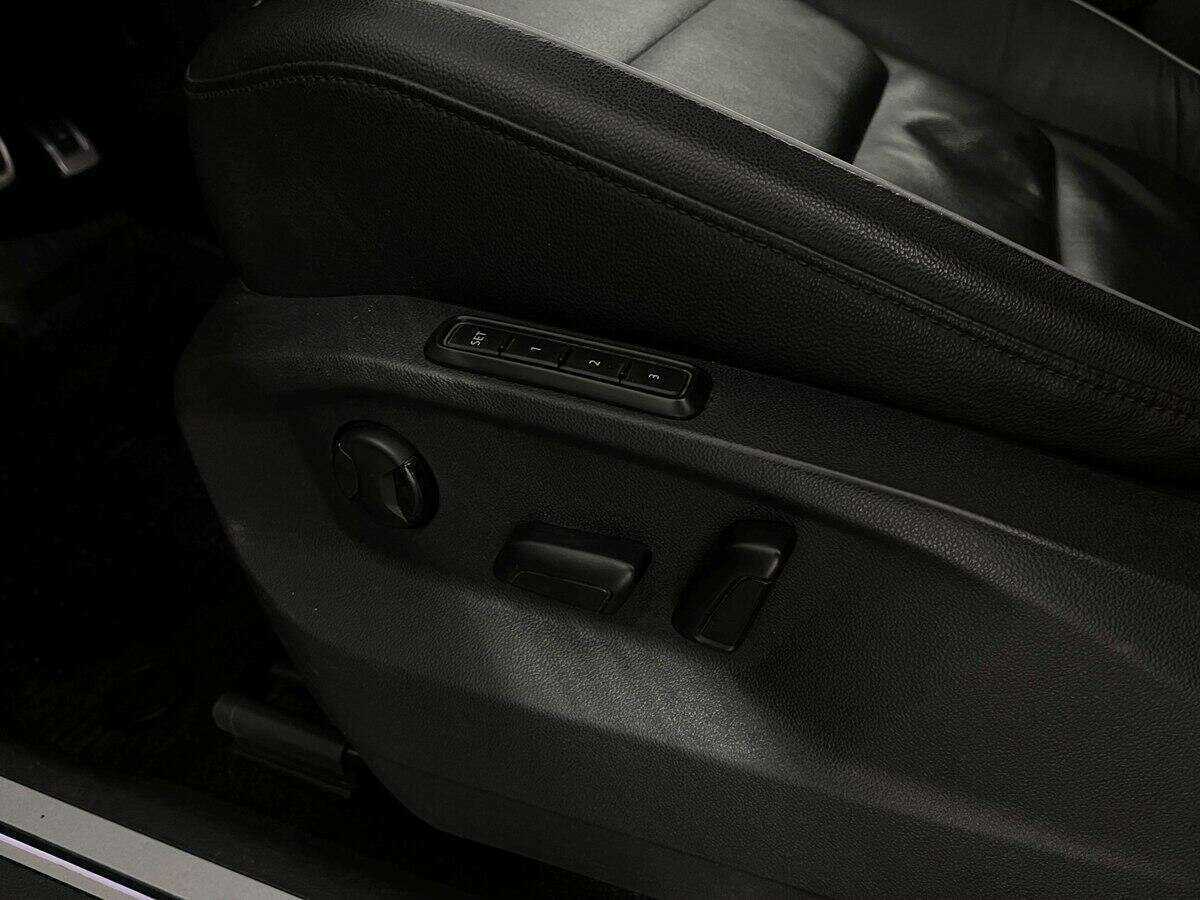 Volkswagen Tiguan с пробегом — 2018 год. Фото: #11