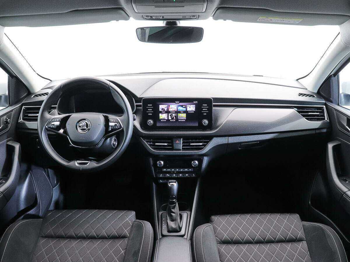 Skoda Rapid с пробегом — 2022 год. Фото: #11