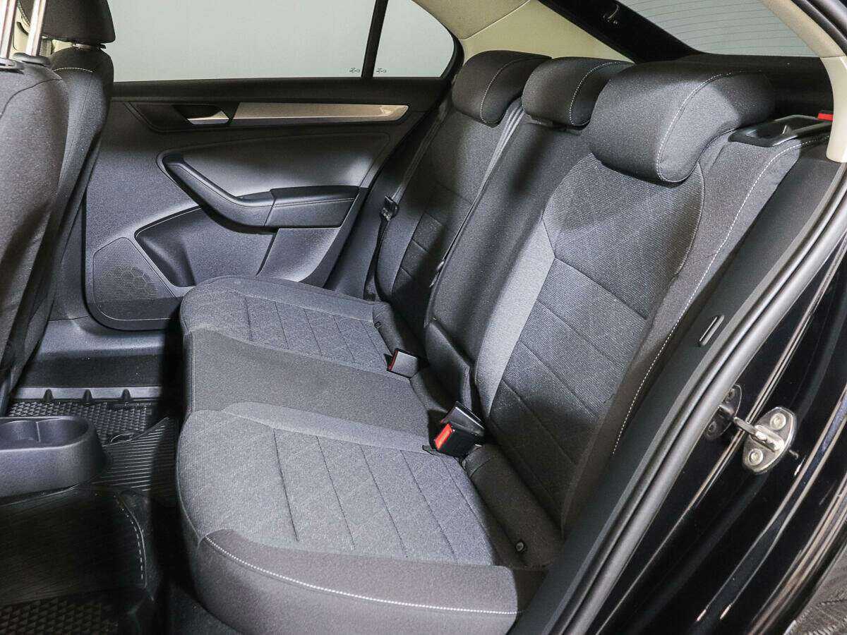 Volkswagen Polo с пробегом — 2020 год. Фото: #9