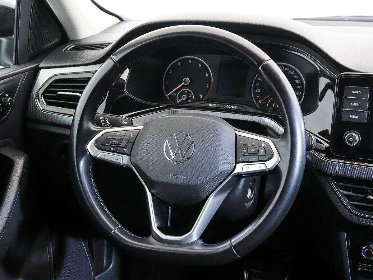 Volkswagen Polo с пробегом — 2020 год. Фото: #14