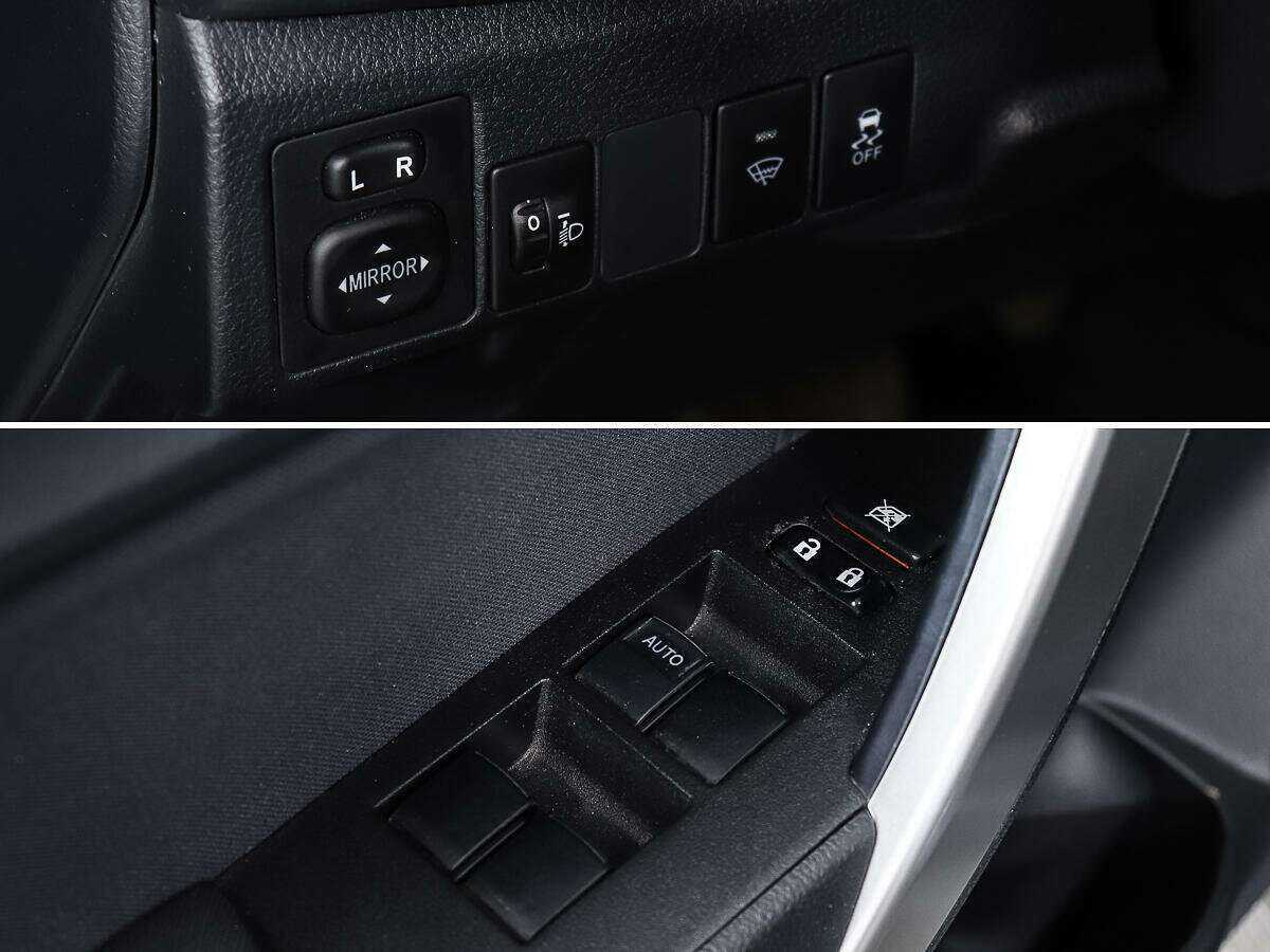 Toyota Corolla с пробегом — 2013 год. Фото: #14