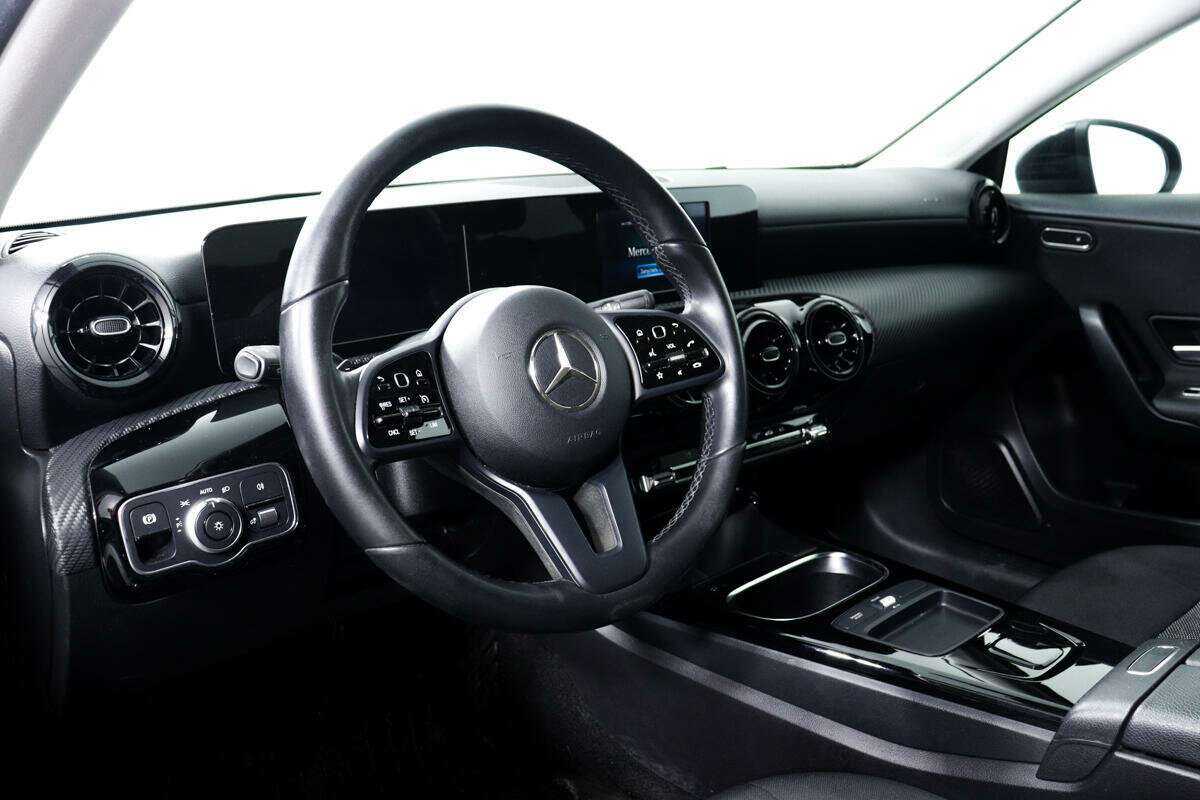 Mercedes-Benz A-Класс с пробегом — 2019 год. Фото: #12