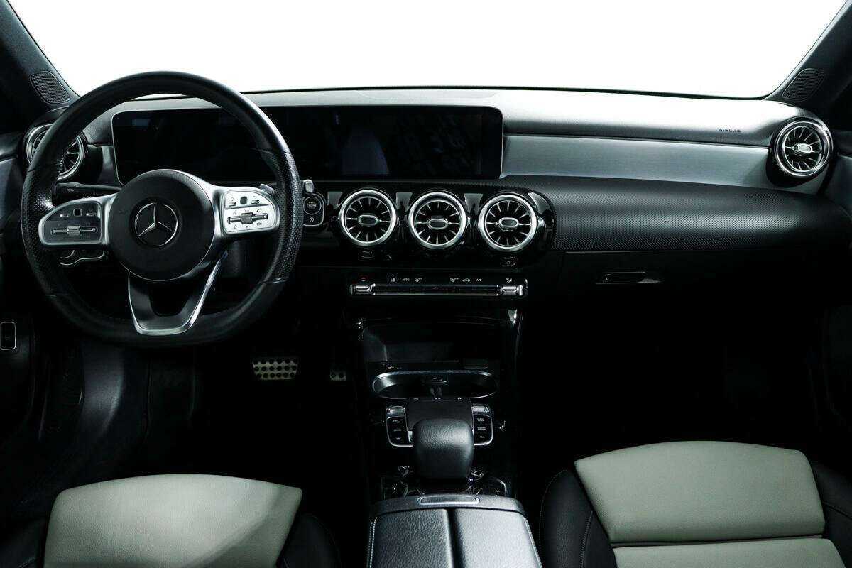 Mercedes-Benz A-Класс с пробегом — 2019 год. Фото: #10