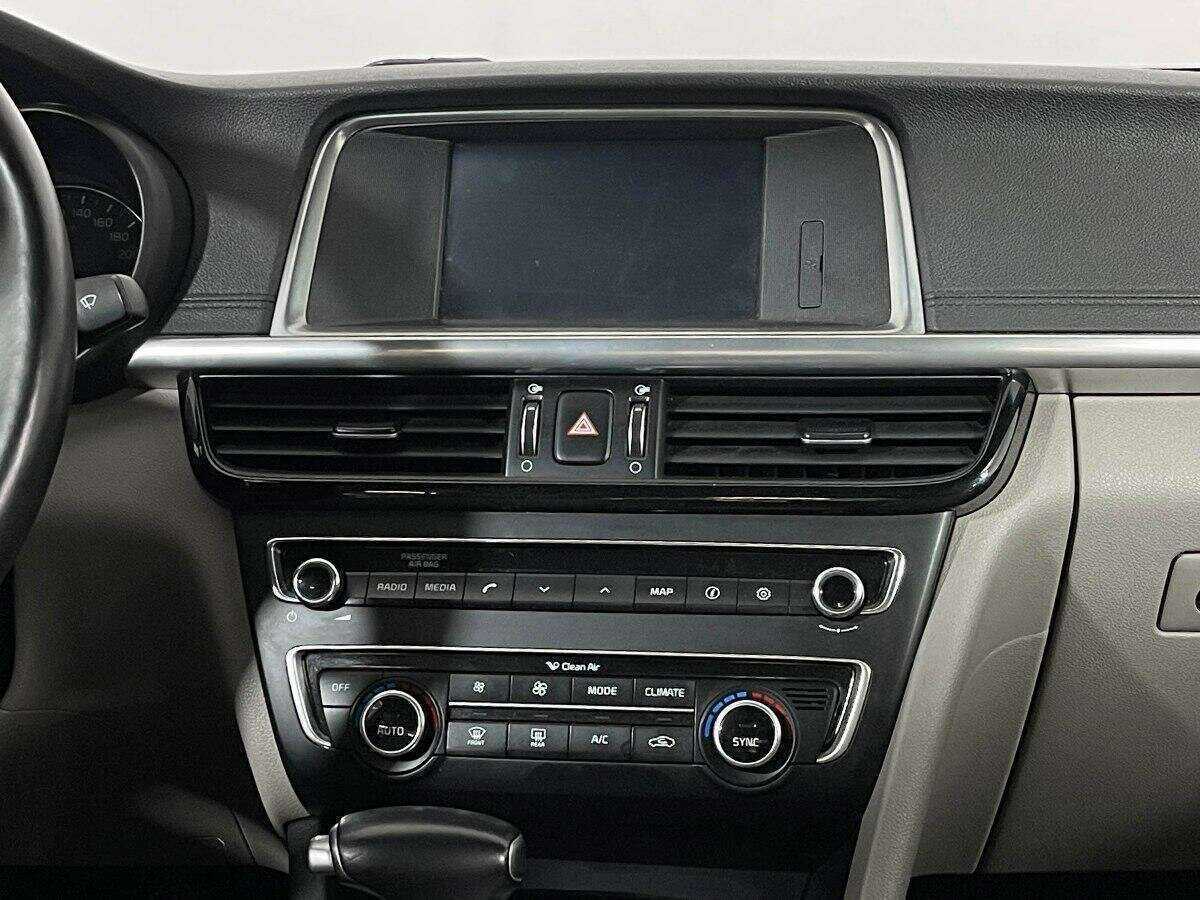 Kia Optima с пробегом — 2016 год. Фото: #11