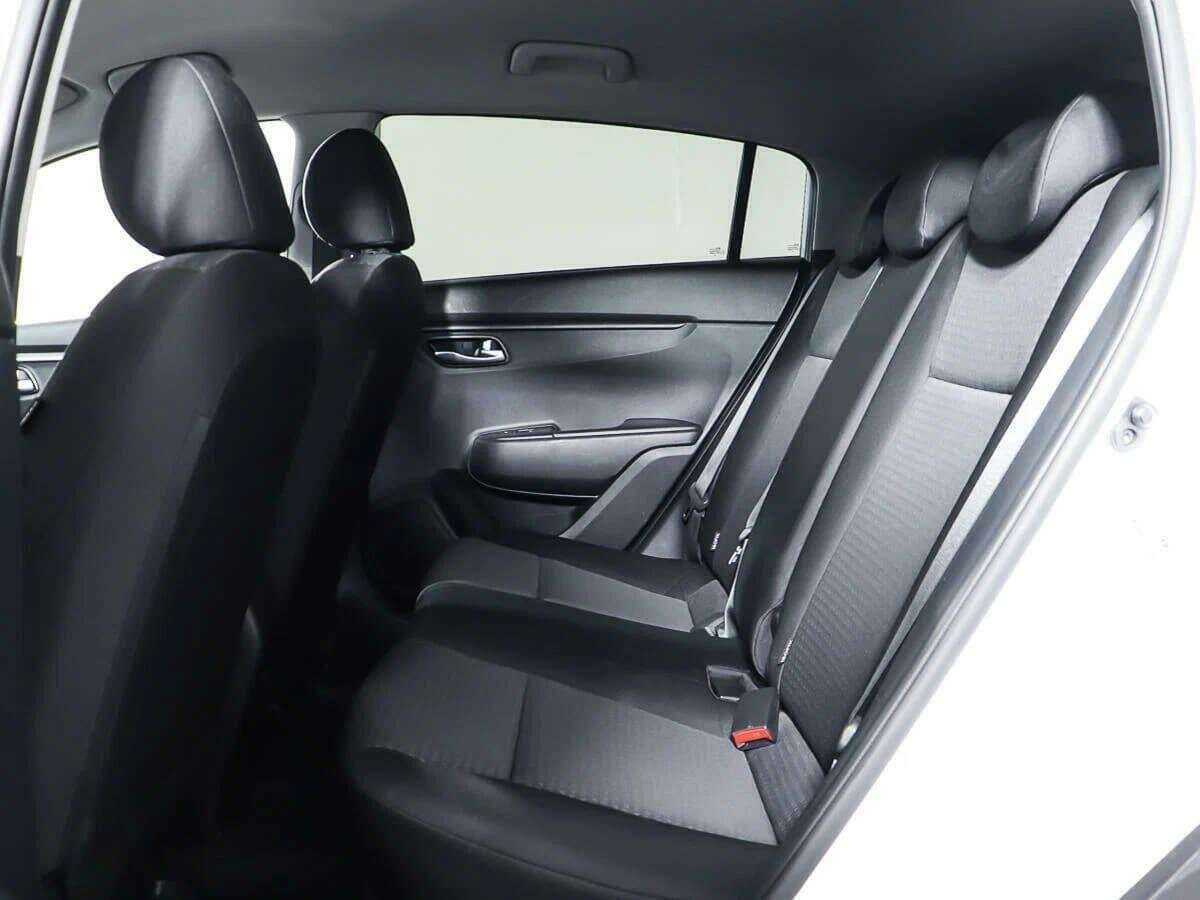 Kia Rio с пробегом — 2020 год. Фото: #13