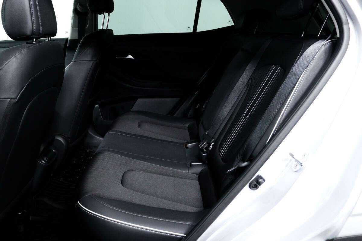 Hyundai Creta с пробегом — 2021 год. Фото: #11