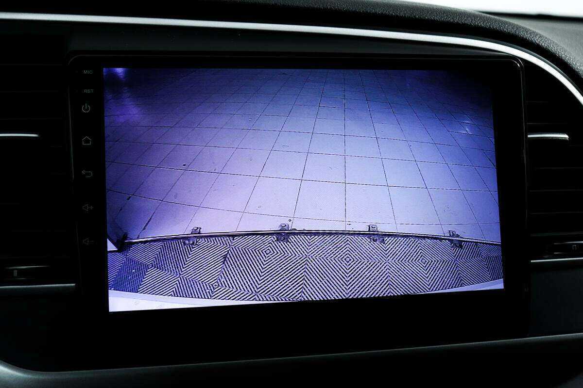 Hyundai Elantra с пробегом — 2018 год. Фото: #13