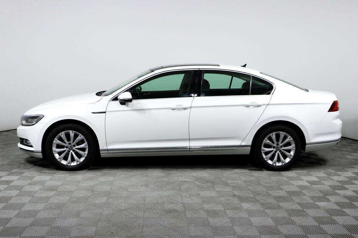 Volkswagen Passat с пробегом — 2018 год. Фото: #6