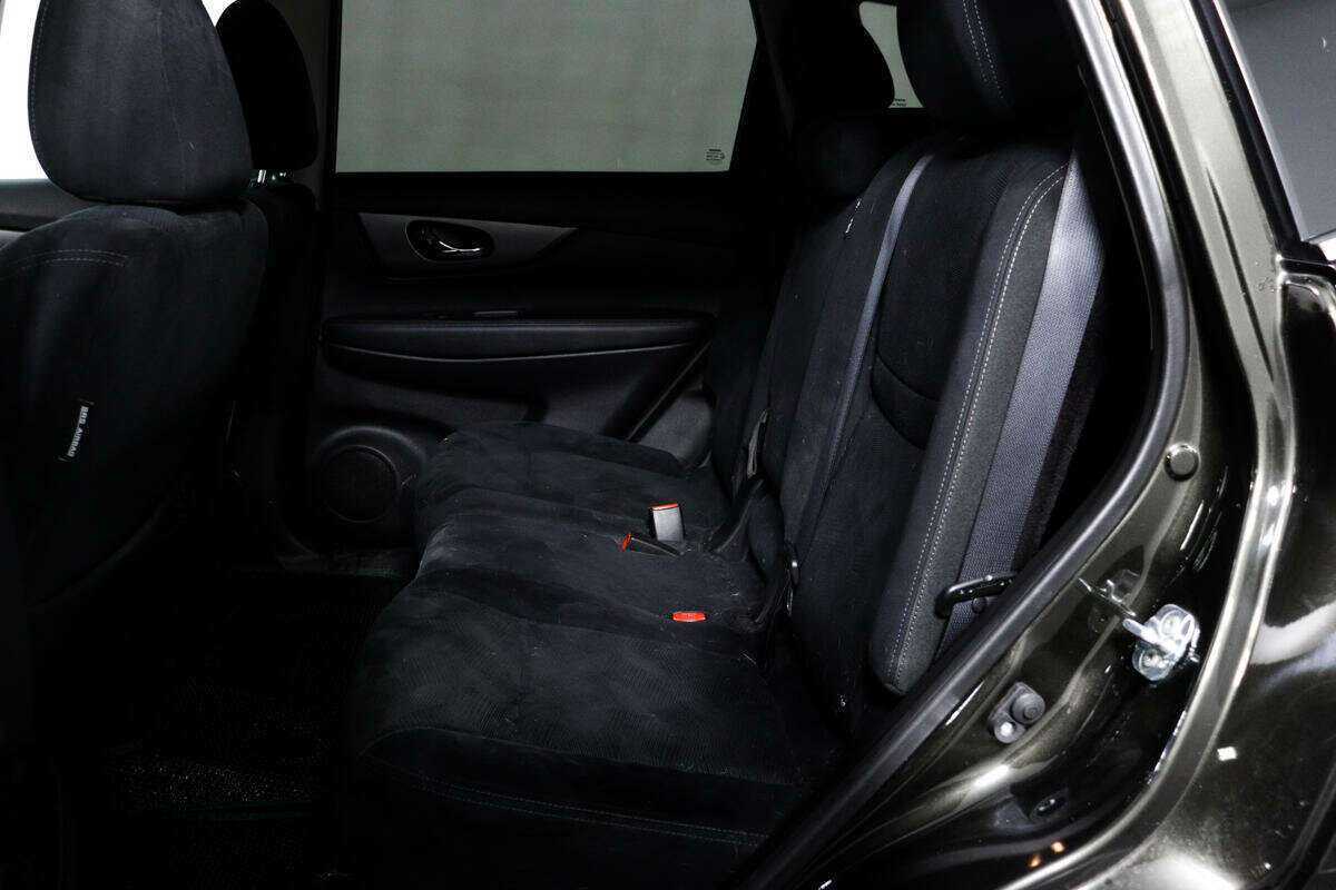 Nissan X-Trail с пробегом — 2015 год. Фото: #11