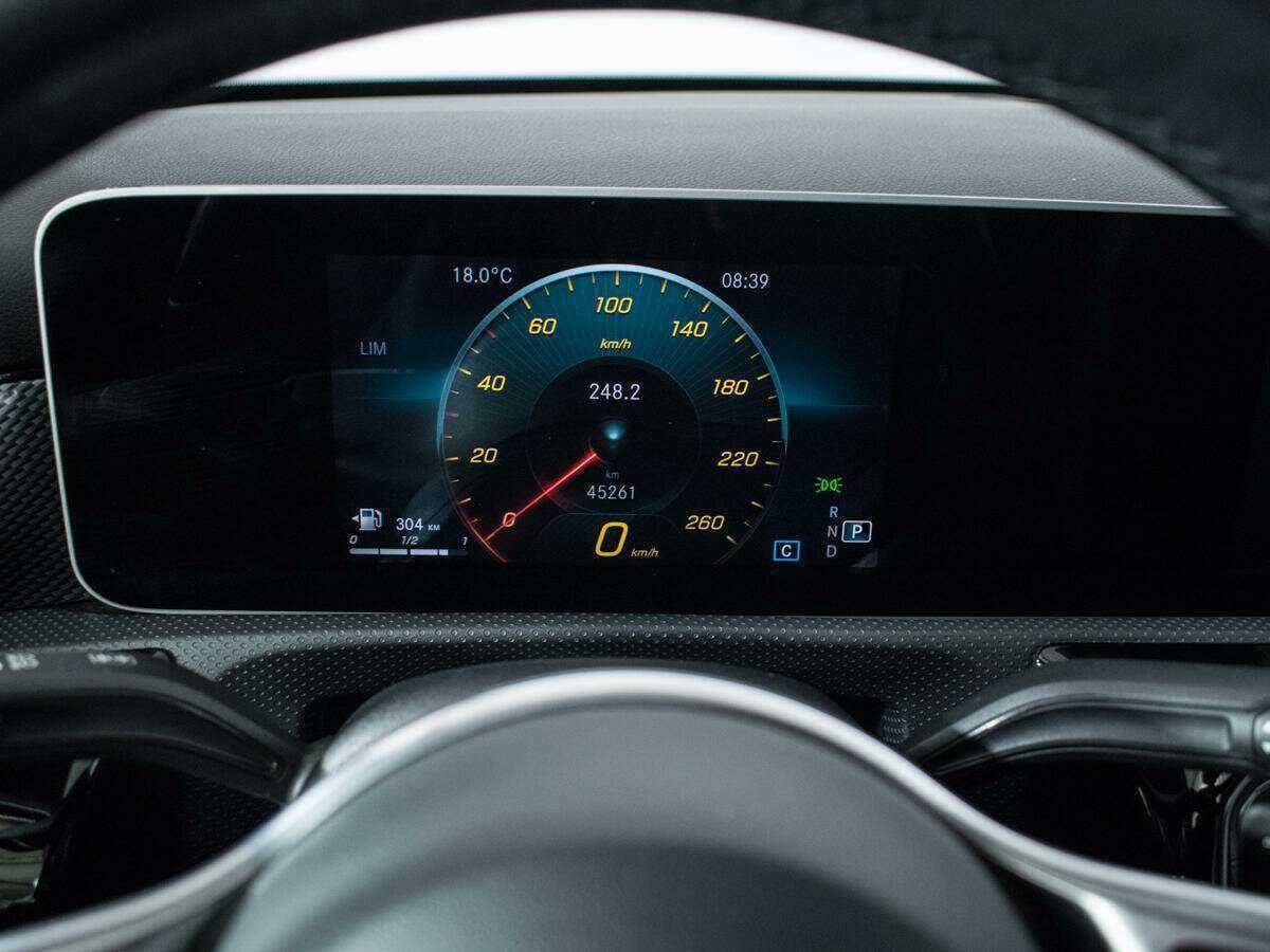 Mercedes-Benz A-Класс с пробегом — 2019 год. Фото: #10