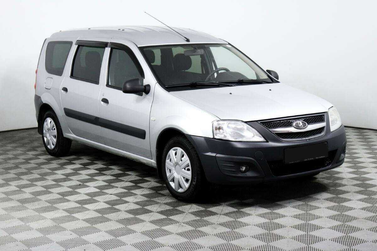 Lada (ВАЗ) Largus с пробегом — 2014 год. Фото: #2