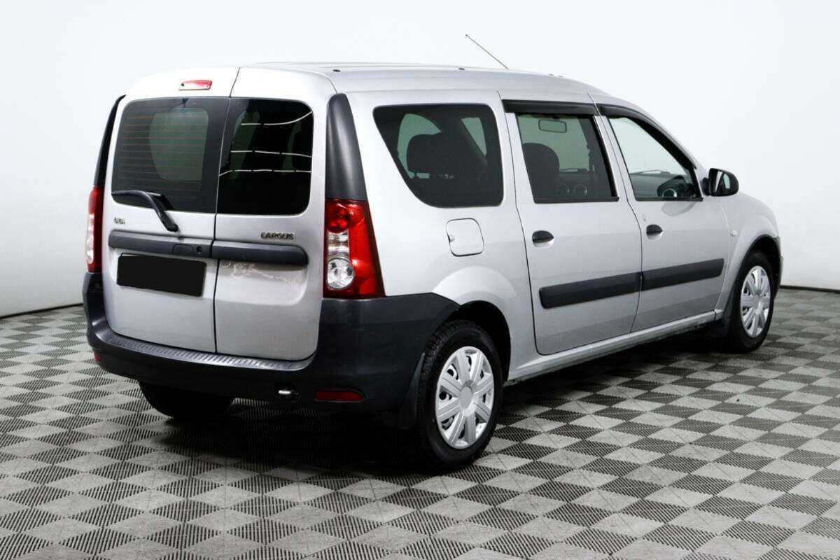 Lada (ВАЗ) Largus с пробегом — 2014 год. Фото: #4