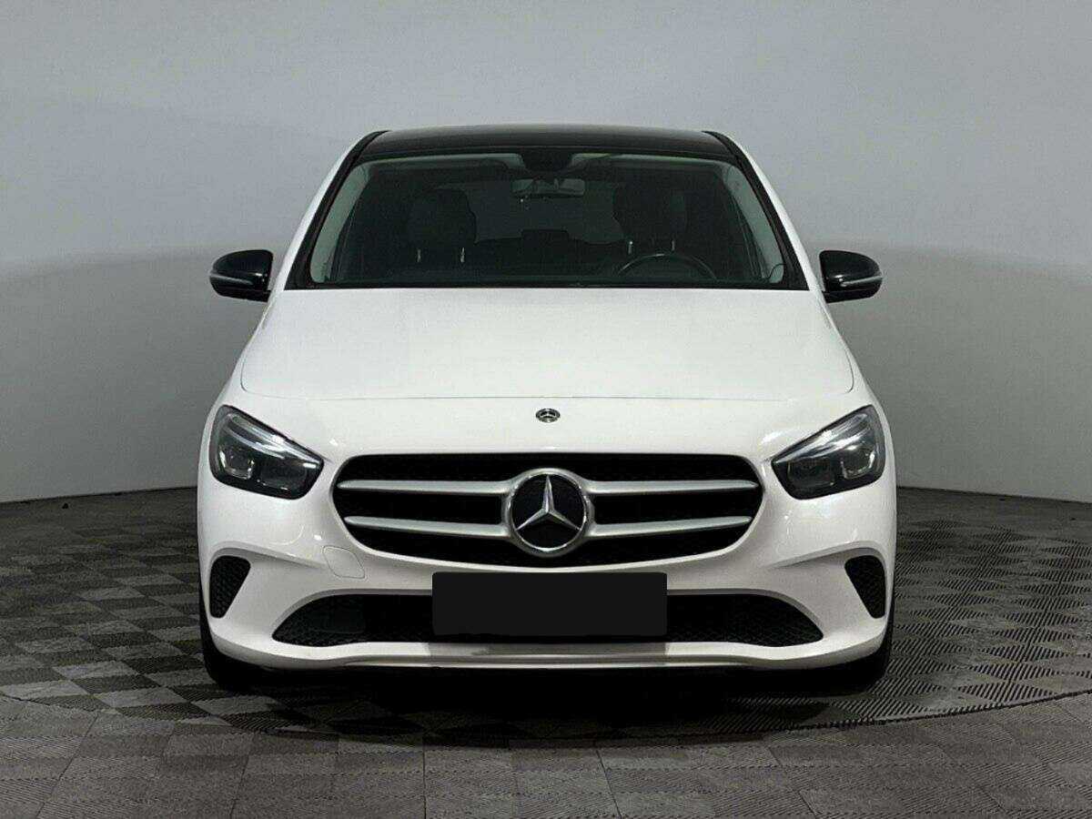 Mercedes-Benz B-Класс с пробегом — 2018 год. Фото: #1
