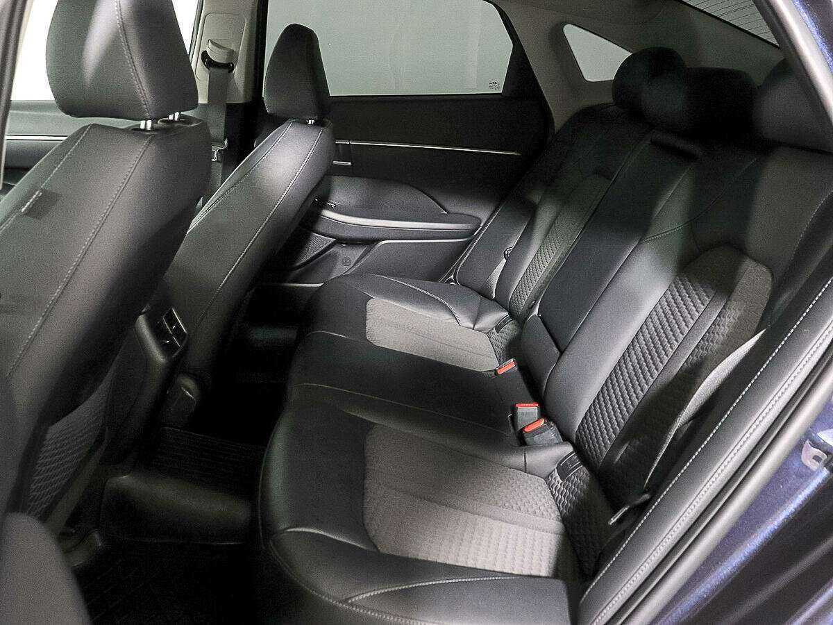 Hyundai Sonata с пробегом — 2022 год. Фото: #9