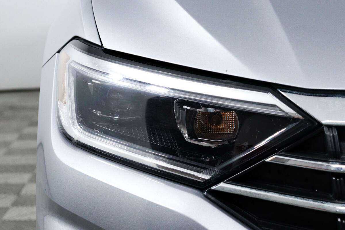 Volkswagen Jetta с пробегом — 2019 год. Фото: #14