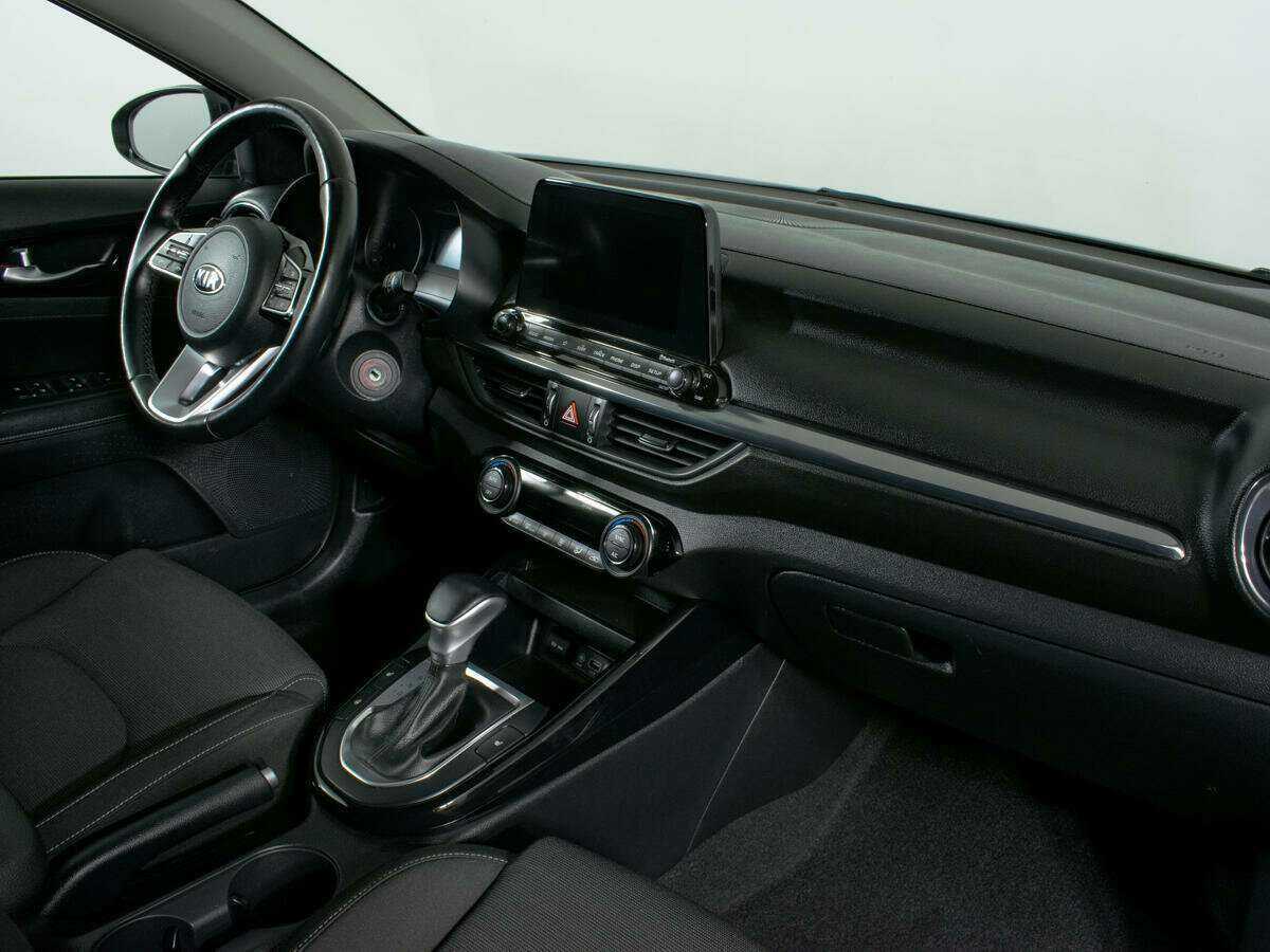 Kia Cerato с пробегом — 2020 год. Фото: #7