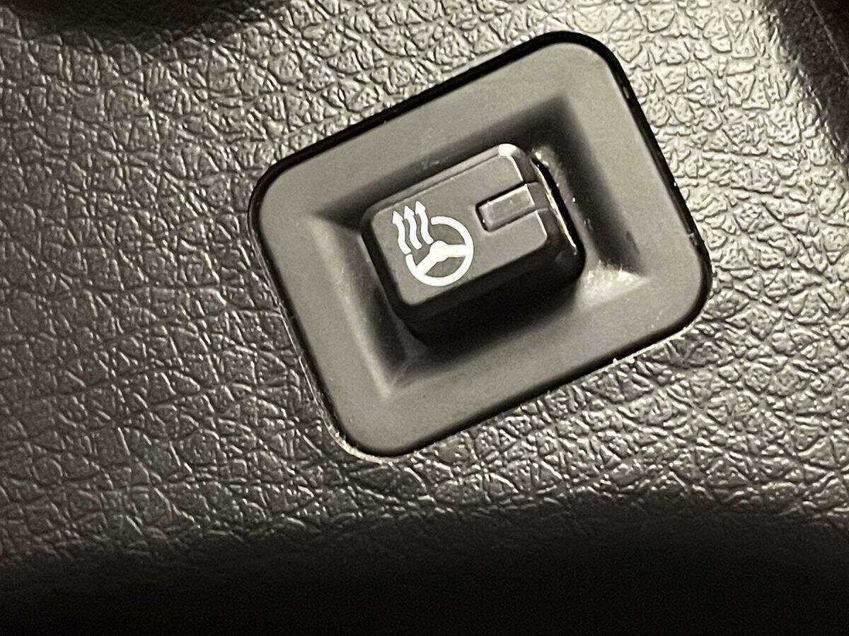 Kia Sorento с пробегом — 2015 год. Фото: #12