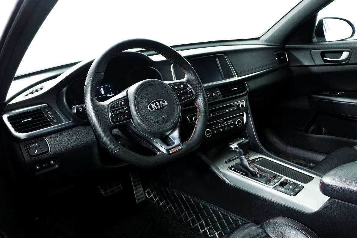 Kia Optima с пробегом — 2017 год. Фото: #12