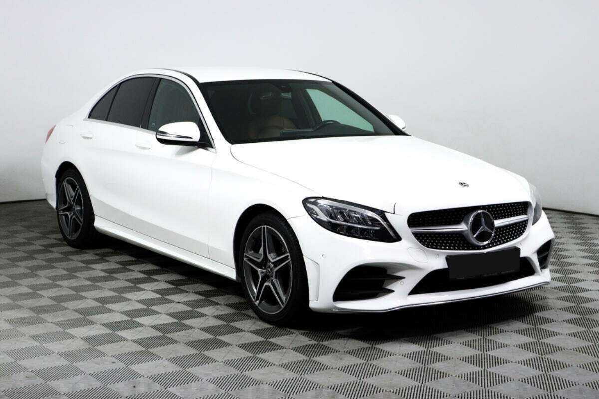 Mercedes-Benz C-Класс с пробегом — 2018 год. Фото: #2