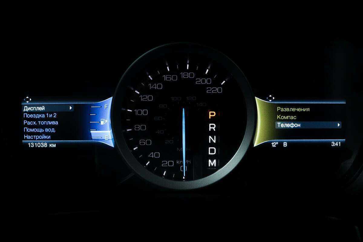 Ford Explorer с пробегом — 2015 год. Фото: #9