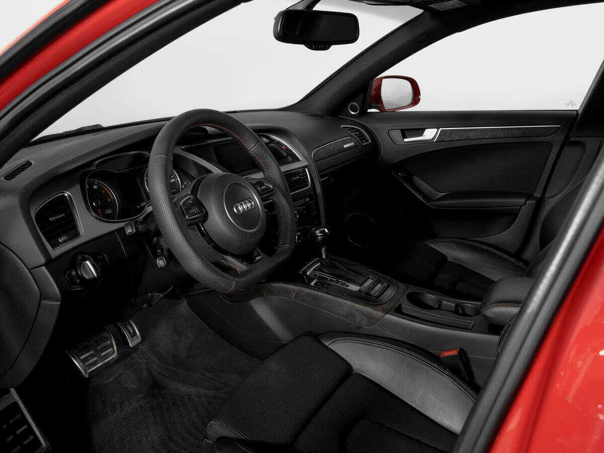 Audi A4 с пробегом — 2015 год. Фото: #14