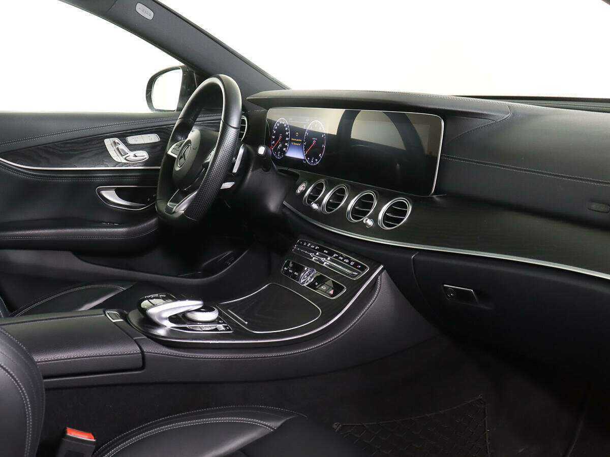 Mercedes-Benz E-Класс с пробегом — 2017 год. Фото: #8